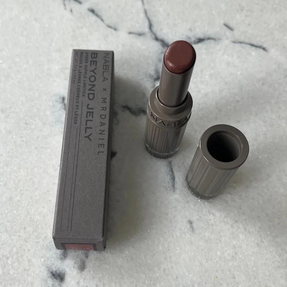 Nabla Cosmetics Beyond Jelly Lipstick - Nabla X MrDaniel in Stage - Picture 2 of 6